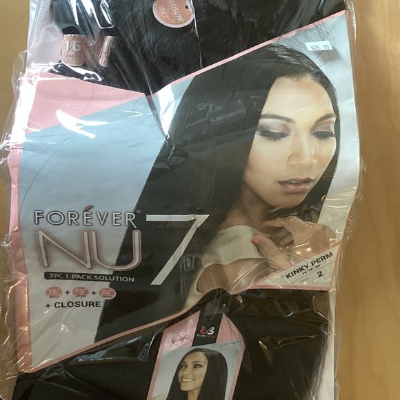 Unopened Forever Nu 7 Kinky Perm Color 2 ( 2pc 16", 2pc 18", 2pc 20" + Closure) - Picture 3 of 8
